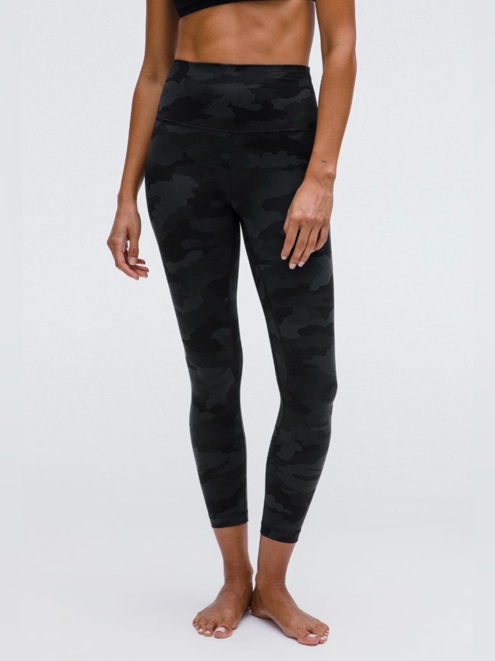 Lululemon Align High-Rise Black Camo Leggings 25”, size 6, EUC!